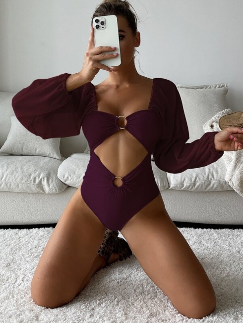 Bañador una pieza vinculado...